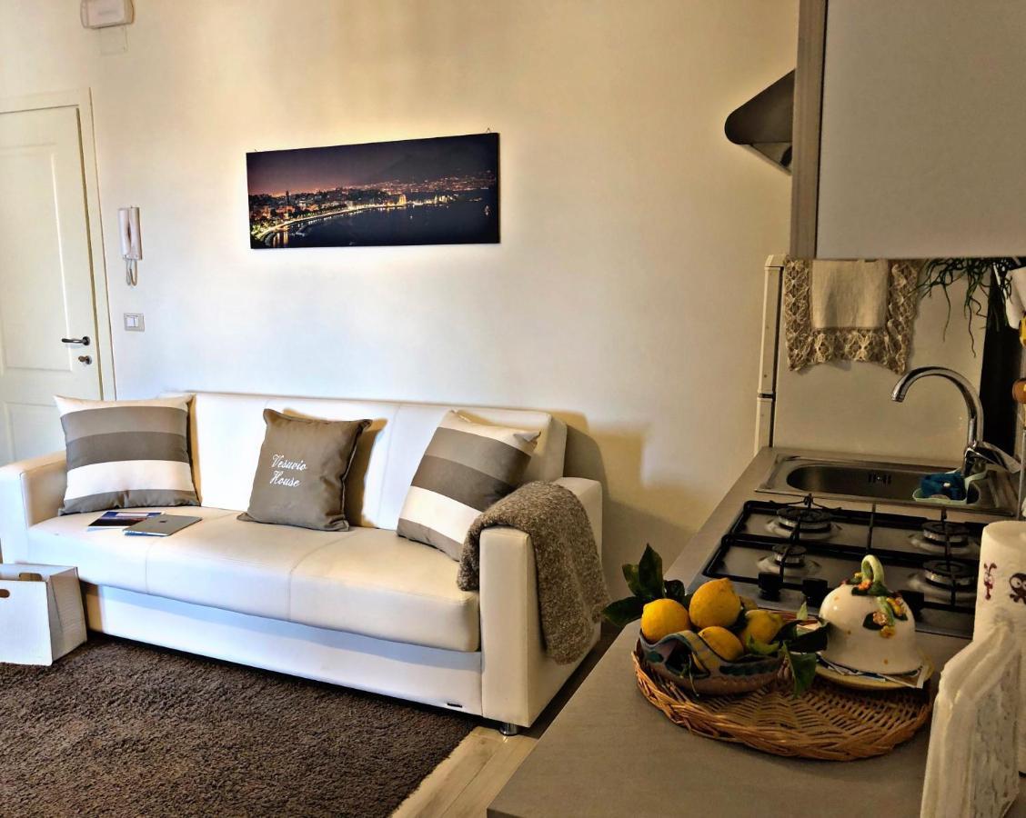 Vesuvio House Appartamento Indipendente E Centrale Sant'Agnello Dış mekan fotoğraf