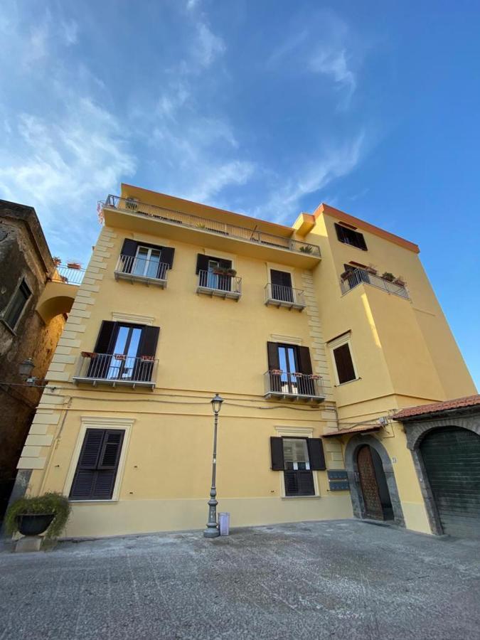 Vesuvio House Appartamento Indipendente E Centrale Sant'Agnello Dış mekan fotoğraf