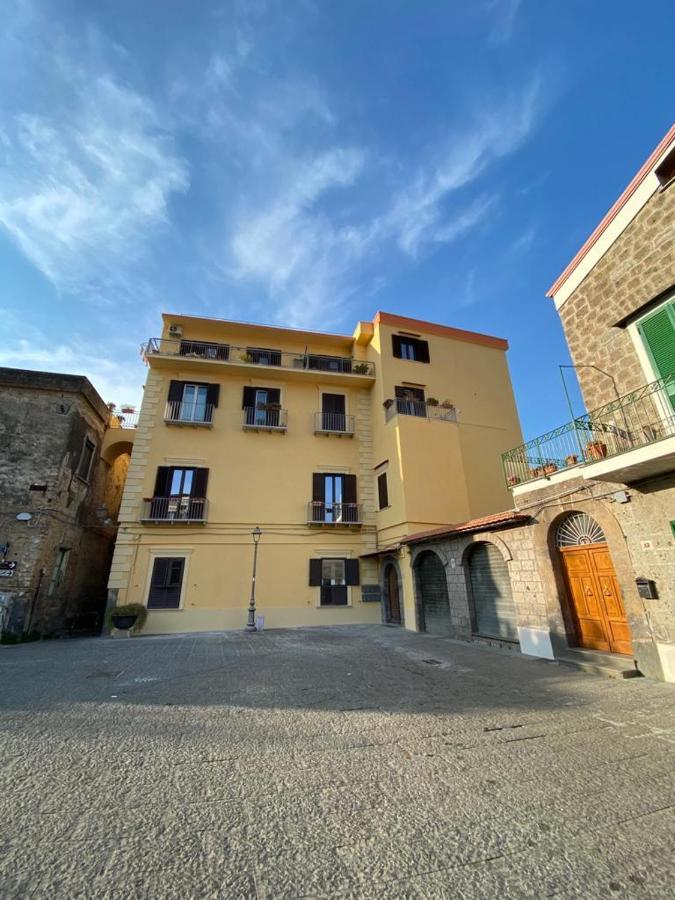 Vesuvio House Appartamento Indipendente E Centrale Sant'Agnello Dış mekan fotoğraf