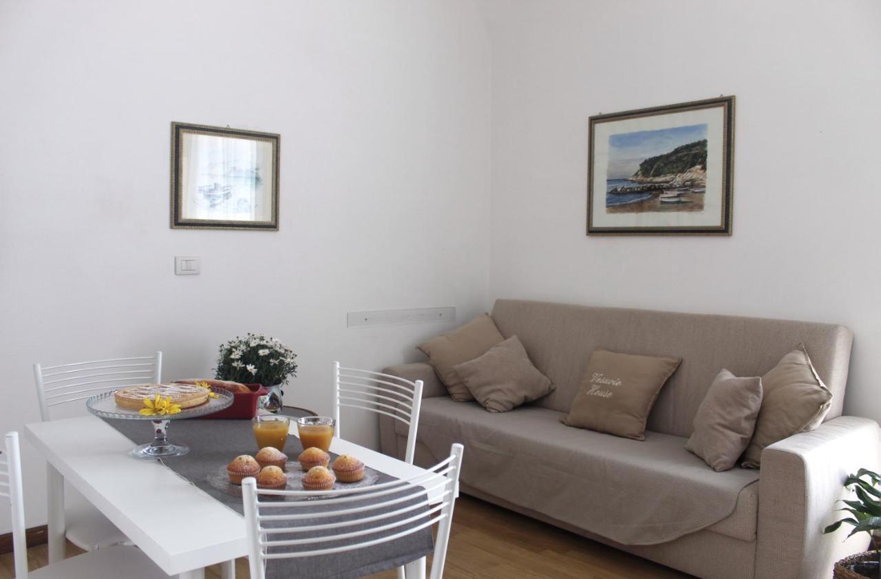 Vesuvio House Appartamento Indipendente E Centrale Sant'Agnello Dış mekan fotoğraf